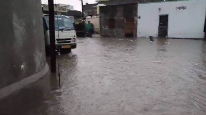 जालना जिल्हात कालपासून  मृगाच्या पावसाने जोरदार हजेरी लावलीये.