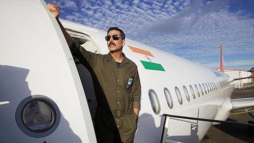 इसके अलावा उनके पास एक आलीशान जेट भी है, जिसकी कीमत 260 करोड़ रुपये के आसपास है.