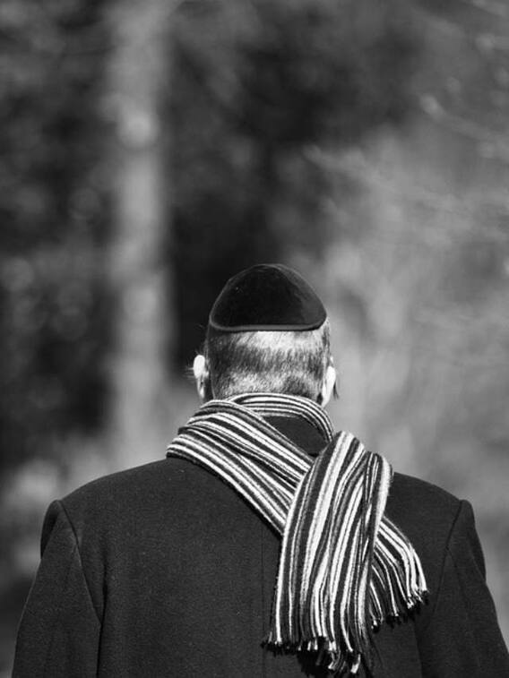 भारत में कुल कितने यहूदी रहते हैं?