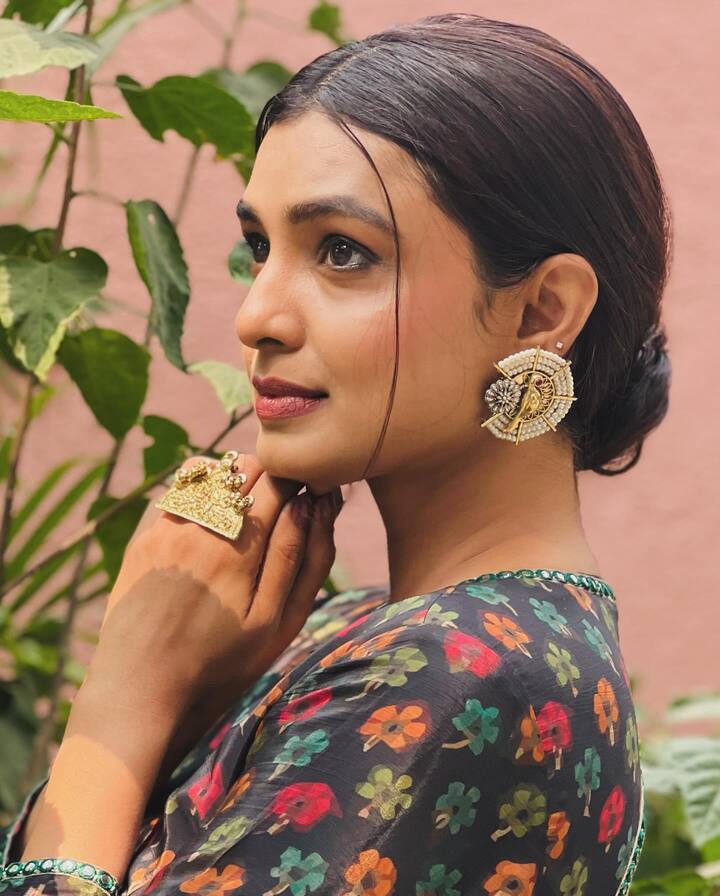 या मालिकेत तिने खलनायिकेची भूमिका साकारली होती. मयुरीची ही भूमिकाही प्रेक्षकांच्या पसंतीस उतरली होती. त्याशिवाय तिने 2020 मध्ये प्रदर्शित झालेल्या 'लग्नकल्लोळ' चित्रपटात झळकली होती.