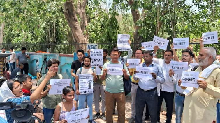 NEET UG 2024 Results Controversy: AISA Protests At NTA Headquarters; Demands Re-Exam NEET UG 2024 Results Controversy: AISA Protests At NTA Headquarters; Demands Re-Exam