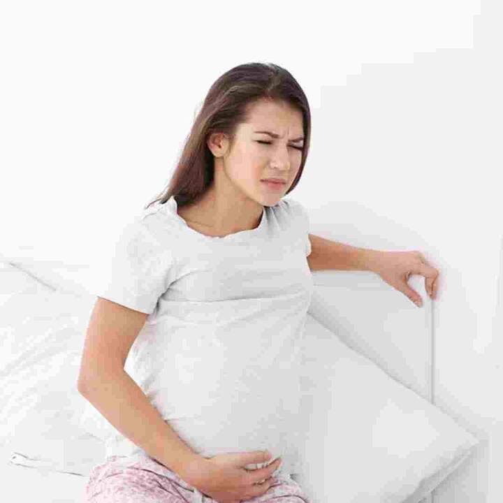 ਜੇ ਇੱਕ ਔਰਤ ਦਾ ਭਾਰ ਵਧ ਗਿਆ ਹੈ, ਤਾਂ ਉਸ ਨੂੰ ਥਕਾਵਟ ਕਾਰਨ ਮਾਸਪੇਸ਼ੀਆਂ ਵਿੱਚ ਦਰਦ ਹੋ ਸਕਦਾ ਹੈ। ਇਸ ਤੋਂ ਇਲਾਵਾ ਬੱਚੇਦਾਨੀ ਦੇ ਵਧਣ ਕਾਰਨ ਦਰਦ ਜਾਂ ਥਕਾਵਟ ਵੀ ਹੋ ਸਕਦੀ ਹੈ। ਤੁਹਾਨੂੰ ਦੱਸ ਦੇਈਏ ਕਿ ਤਣਾਅ ਜਾਂ ਚਿੰਤਾ ਵੀ ਔਰਤਾਂ ਵਿੱਚ ਥਕਾਵਟ ਦਾ ਕਾਰਨ ਬਣ ਸਕਦੀ ਹੈ।