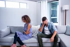 Couples Relation: पत्नी के बर्थडे पर भूल गए हैं गिफ्ट लाना, तो इन पांच तरीकों से लव पार्टनर को कर सकते हैं खुश