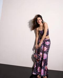 Ananya Panday Oozes Charm In A Cute Co-Ord Set, Check Out All Pics