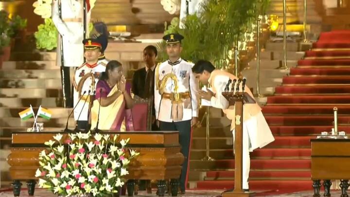 ২০১৯-এর লোকসভা ভোট এবং ২০২১-এর বিধানসভা ভোটে, CAA-ইস্য়ুকে সামনে রেখে মতুয়া অধ্য়ুষিত এলাকায় ভাল ফল করেছিল বিজেপি। কিন্তু, পুরভোট এবং পঞ্চায়েত ভোটে মতুয়া-ভোট গেছে যায় তৃণমূলের বাক্সেই।