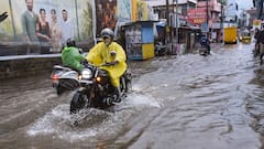 Weather Update: রাত পেরোলেই কি শুরু হবে স্বস্তির বৃষ্টি ? আগামীকাল কেমন থাকবে আবহাওয়া ?