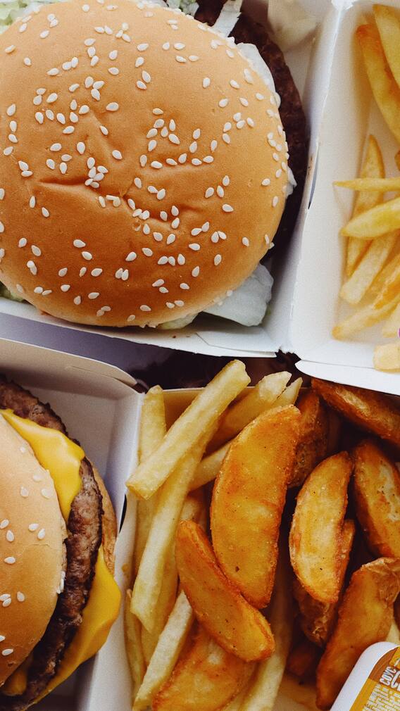 Foods To Avoid In Summer For Better Well-being