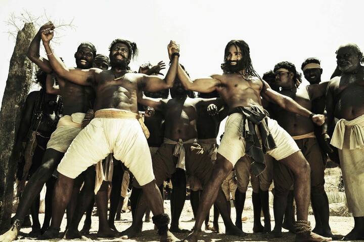 2012 ஆம் ஆண்டு வெளிவந்த அரவான். இந்த படத்தை வசந்த பாலன் இயக்கினார். இது பிற்காலத்தில் வாழ்ந்த பழங்குடி மக்களை பற்றி எடுக்கப்பட்டது.