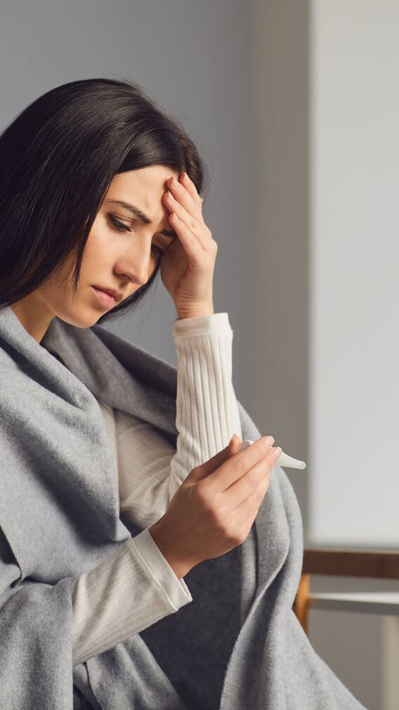 ये लक्षण दिखें तो समझ लें हो गया है टायफाइड