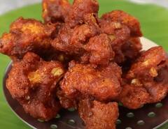 Cauliflower Pakoda : பள்ளிக்கூடத்திற்கு சென்று வரும் குழந்தைகளுக்கு இந்த காலிஃபிளவர் பக்கோடாவை செய்து கொடுங்க!