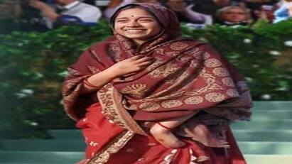 Nitanshi Goel Reveals Her Parents Sacrifice: નિતાંશી ગોયલે ‘લાપતા લેડીઝ’માં ‘ફૂલ કુમારી’નું પાત્ર ભજવ્યું છે. નિતાંશીએ જણાવ્યું કે તેના માતા-પિતાએ તેને અભિનેત્રી બનાવવા માટે તેમનું કરિયર દાવ પર લગાવી દીધું હતું