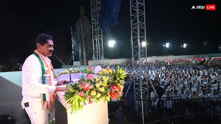 बीड से जीते उनके गुट वाली एनसीपी के नेता बजरंग सोनवणे ने डिप्टी-सीएम अजित पवार से फोन पर बात की है.