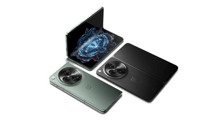 OnePlus Open (Price: Rs 1,39,999) - Last year, OnePlus launched the OnePlus Open, a foldable phone featuring a 6.31-inch FHD+ LTPO3 Super Fluid AMOLED external display and a 7.82-inch LTPO3 Flexi-Fluid AMOLED internal display, both with 120 Hz refresh rates. Powered by the Qualcomm Snapdragon 8 Gen 2 processor, 16 GB RAM, 512 GB storage, and equipped with Hasselblad-flavored cameras, the device offers a clean UI and competitive pricing despite lacking a high IP rating or Gorilla Glass protection.