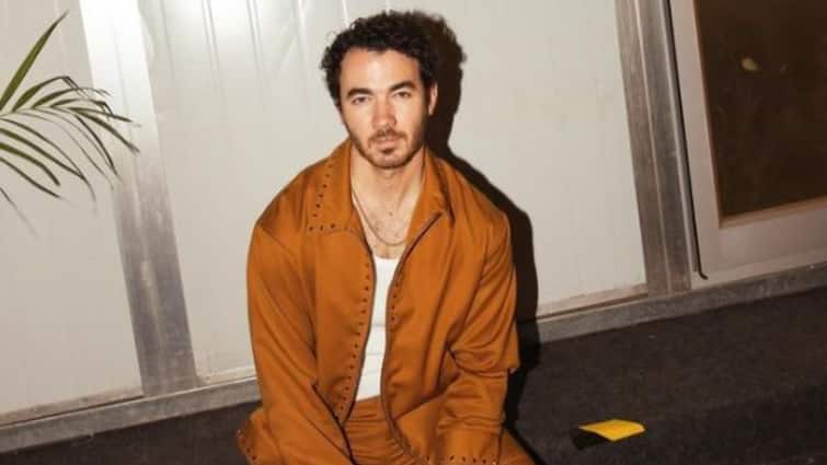 Kevin Jonas Shares Skin Cancer Diagnosis Instagram Post Asks People To Get Those Moles Checked Kevin Jonas Diagnosed With Skin Cancer; Singer Urges To 'Get Your Moles Checked'