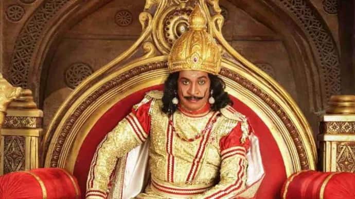 2006 ஆம் ஆண்டு சிம்பு தேவன் இயக்கத்தில் வெளிவந்த படம் இம்சை அரசன் 23 ஆம் புலிகேசி. படத்தில் வடிவேலு இரட்டை கதாபாத்திரத்தில் நடித்து இருப்பார்.