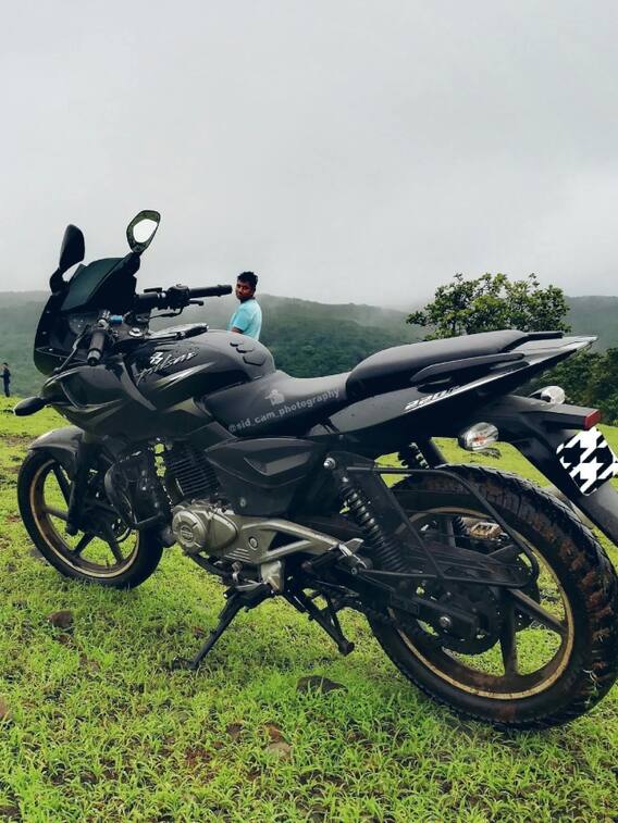 बाइक खरीदने पर कितना देना पड़ता है रोड टैक्स