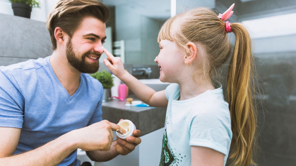 Father's Day 2024 : 'बापमाणसासाठी' गिफ्टही खास! फादर्स डे निमित्त या भेटवस्तू वडिलांना देऊ शकता, ते ही तुमच्या बजेटमध्ये.. जाणून घ्या..