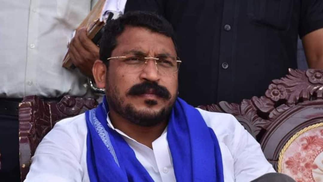 'सपा और कांग्रेस को चाहिए मुझे धन्यवाद कहें' नगीना सांसद चंद्रशेखर ने क्यों कहा ऐसा? nagina mp chandra shekhar azad claims india alliance should say thanks to him 'सपा और कांग्रेस को चाहिए मुझे धन्यवाद कहें' नगीना सांसद चंद्रशेखर ने क्यों कहा ऐसा?