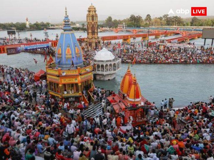 साल 2024 में गंगा दशहरा 16 जून, 2024 रविवार को मनाया जाएगा. गंगा दशहरा के दिन स्नान और दान का विशेष महत्व होता है.