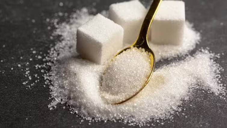 lifestyle health can eating too much sugar in one day cause weight gain read full article in Gujarati જો તમે રોજ એક કિલો ખાંડ ખાશો તો તમને ડાયાબિટીસ થશે?