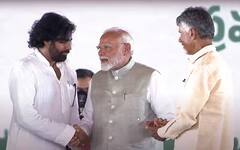 Pawan Kalyan અને Chiranjeevi એ અચાનક પકડ્યો પીએમ મોદીનો હાથ, પછી જે થયું... તે વાયરલ છે, જુઓ