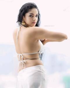 Sanam Shetty Photo: સાઉથ અભિનેત્રી સનમ શેટ્ટીની સિઝલિંગ તસવીરો વાયરલ