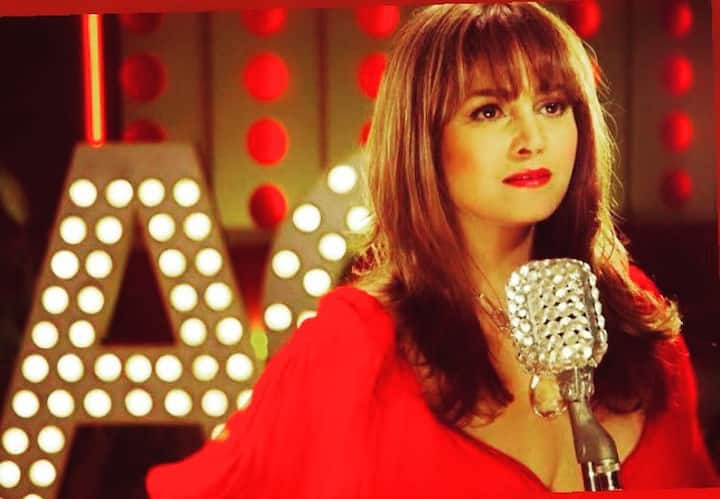 'काटे नहीं कटते ये दिन ये रात' और 'मेड इन इंडिया' जैसे सुपरहिट गाने तो आपने सुने ही होंगे. इन गानों को गाने वाली सिंगर का नाम अलीशा चिनॉय है जिन्होंने 80's और 90's में कई हिट गाने गाए.