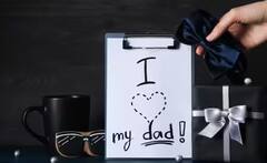 Father's Day 2024: પિતાને ગિફ્ટ કરવા માટે શું છે સૌથી બેસ્ટ વસ્તુ, નહી જાણતા હોય તમે