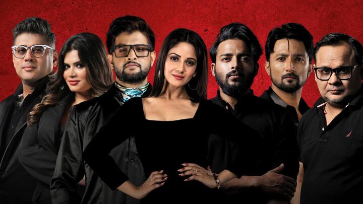 সিরিজটি প্রযোজনা করছেন, ঐন্দ্রিলা বন্দ্যোপাধ্যায়। সিরিজের অন্যান্য চরিত্রের অভিনয়ে রয়েছেন, অলোক সান্যাল, তপস্যা দাশগুপ্ত, জয়ন্ত মন্ডল, রানা মুখোপাধ্যায়, অগ্নিভ জুন বন্দ্যোপাধ্যায়, অঙ্কিতা রায়, চয়ন দে, সহেলি মন্ডল।