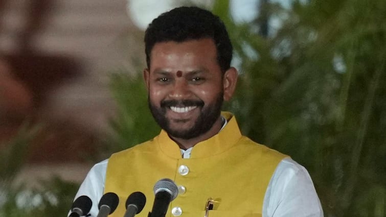 New Aviation Minister Ram Mohan Naidu Hints At Reviewing Airfares Priority To Bring Down Air Ticket Prices, Ensure Air Travel Is Accessible To Common Man: New Aviation Minister
