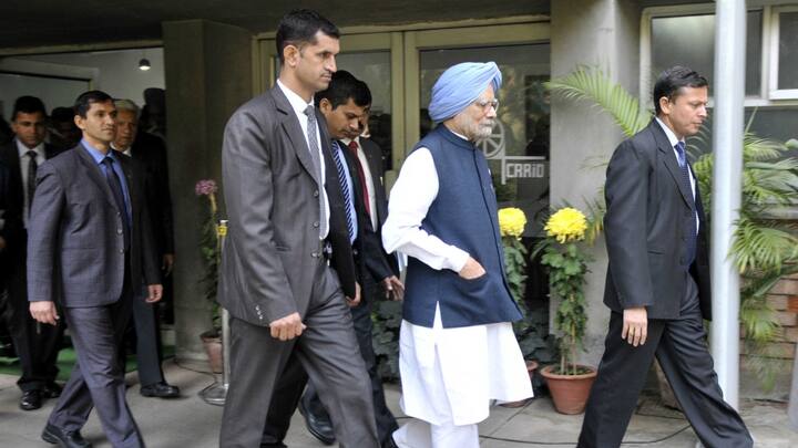 साल 2004 में केंद्र की सत्ता पर मनमोहन सिंह के नेतृत्व वाली UPA सरकार काबिज हुई. इस सरकार ने एनएसए के पद पर जेएन दीक्षित की नियुक्ति की, जिनका कार्यकाल 225 दिन का रहा.