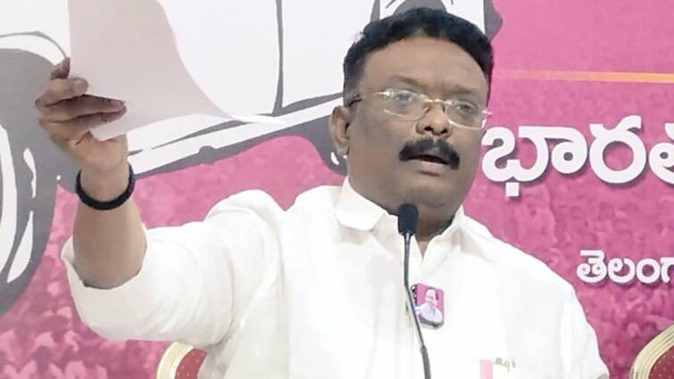 brs leader dasoju sravan letter to cm revanth reddy for issue notice to kcr Dasoju Sravan: ప్రజల జీవితాల్లో వెలుగు నింపినందుకా కేసీఆర్‌కు నోటీసులు -  రేవంత్‌‎కు దాసోజు శ్రవణ్‌ లేఖ