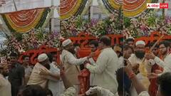 आदित्य ठाकरे को मुस्लिमों ने जन्मदिन पर भेंट की तलवार और भगवा शॉल, देखें तस्वीरें