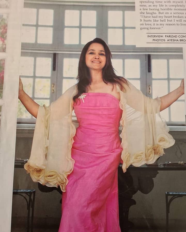 90's के अंत में अलीशा चिनॉय ने गाने कम कर दिए और इसके पीछे की वजह अलीशा ने खुद एक इंटरव्यू में बताई थी. उन्होंने बताया था कि किसी ने उनके करियर को बिगाड़ने की कोशिश की थी.