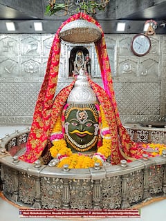 केंद्रीय मंत्री कमलेश पासवान पहुंचे महाकाल की शरण में, बाबा से लिया आशीर्वाद