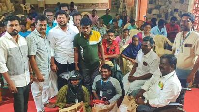 Madurai  Muthu says Helping brings peace of mind and good sleep - TNN Madurai Muthu:  “உதவி செய்யுங்க நிம்மதி ஏற்பட்டு நல்லா தூக்கம் வரும்”-  மதுரை முத்துவின் நெகிழ்ச்சி பேச்சு