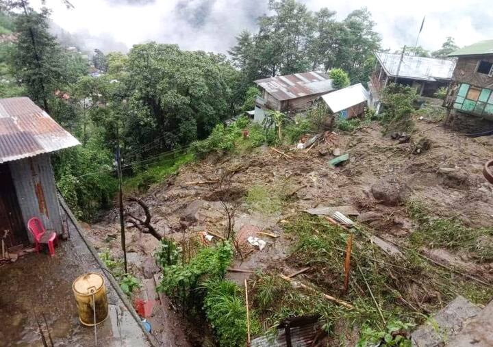 Official confirmed that landslides blocked stretches of roads and several houses were inundated or damaged, while electricity poles were swept away. (Image Source: PTI)
