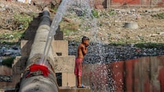 North India Continues To Reel Under Scorching Temperatures — IN PICS