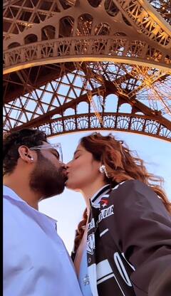 आरती सिंह ने दिखाई हनीमून की ऐसी-ऐसी प्राइवेट तस्वीरें, कभी किस किया, कभी गोद में बैठीं...कहा- मेरी मर्जी!