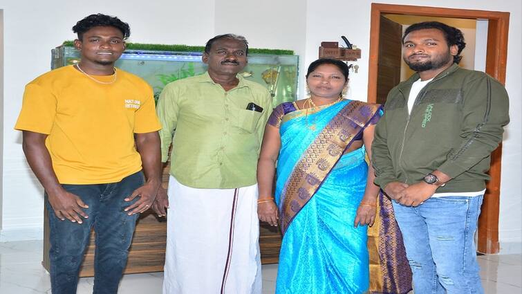 Kuwait Fire  Efforts are being made to bring the body of Tanjore District youth - TNN குவைத் தீ விபத்து: தஞ்சை மாவட்ட வாலிபரின் உடல் தாயகத்திற்கு கொண்டு வர நடவடிக்கை
