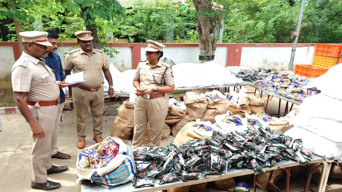 மீன் லாரிக்குள் இருந்த  1000 கிலோ போதைப் பொருட்கள் - சிக்கியது எப்படி...?