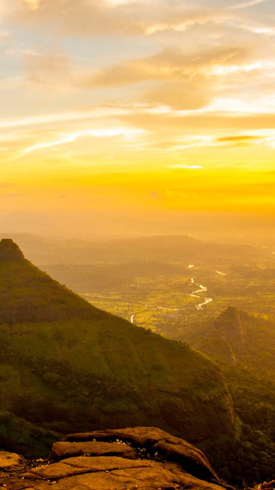 Best Monsoon Destinations Near Mumbai