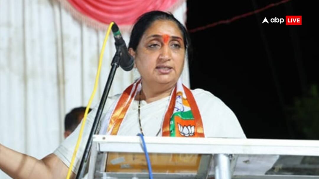 केंद्र सरकार में मंत्री बनेंगी अजित पवार की पत्नी सुनेत्रा पवार? खुद ही साफ कर दिया रुख Sunetra Pawar says will accept central ministry post if offered केंद्र सरकार में मंत्री बनेंगी अजित पवार की पत्नी सुनेत्रा पवार? खुद ही साफ कर दिया रुख