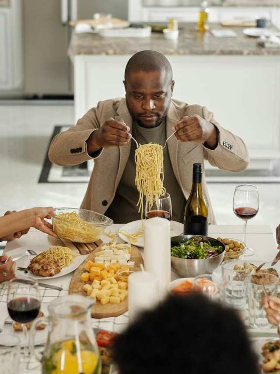 इंसान अपनी जिंदगी में कुल कितना खाना खा लेता है