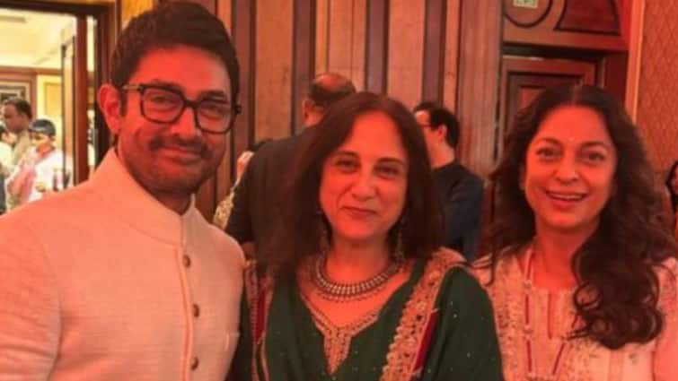 Juhi chawla shares photo of aamir khan mother zeenat hussain 90 birthday party see inside photo आमिर खान की अम्मी के 90वें बर्थडे बैश में शामिल हुईं जूही चावला, दिखाई पार्टी की इनसाइड झलक