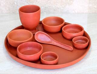 Home Tips: માટીના વાસણોનો ઉપયોગ કરીને બનવો ઇકો ફ્રેન્ડલી કિચન, જાણો તેને કેવીરીતે સંભાળવા