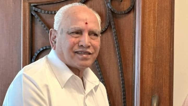 Karnataka Congress On B S Yediyurappa: भाजपा के वरिष्ठ नेता बी एस येदयुरप्पा की गिरफ्तारी पॉक्सो एक्ट के तहत होगी, जिसमें जमानत भी नहीं होती है. 17 साल की नाबालिग की मां ने ये आरोप लगाए हैं.