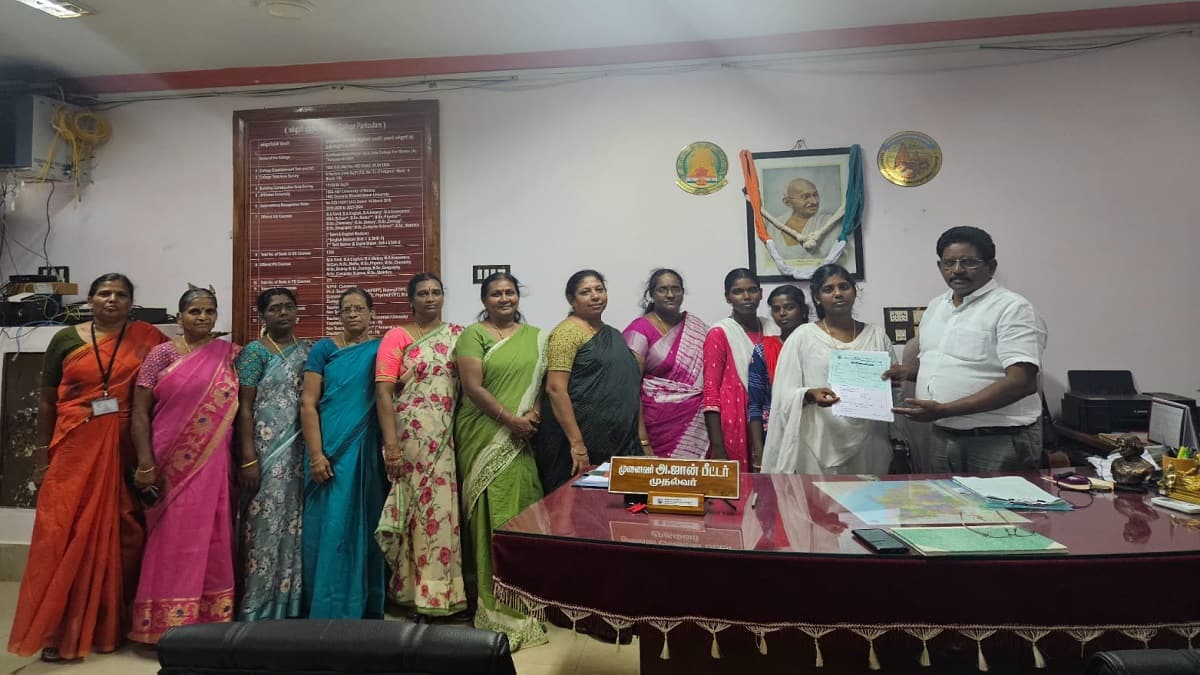 தஞ்சை குந்தவை நாச்சியார் அரசு மகளிர் கலைக்கல்லூரியில் மாணவிகள் சேர்க்கை கலந்தாய்வு