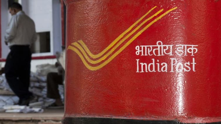 Post Office Scheme: ৫০০০ টাকা করে পেনশন পেতে চান ? পোস্ট অফিসের কোন প্রকল্পে, কত টাকা জমাবেন ?