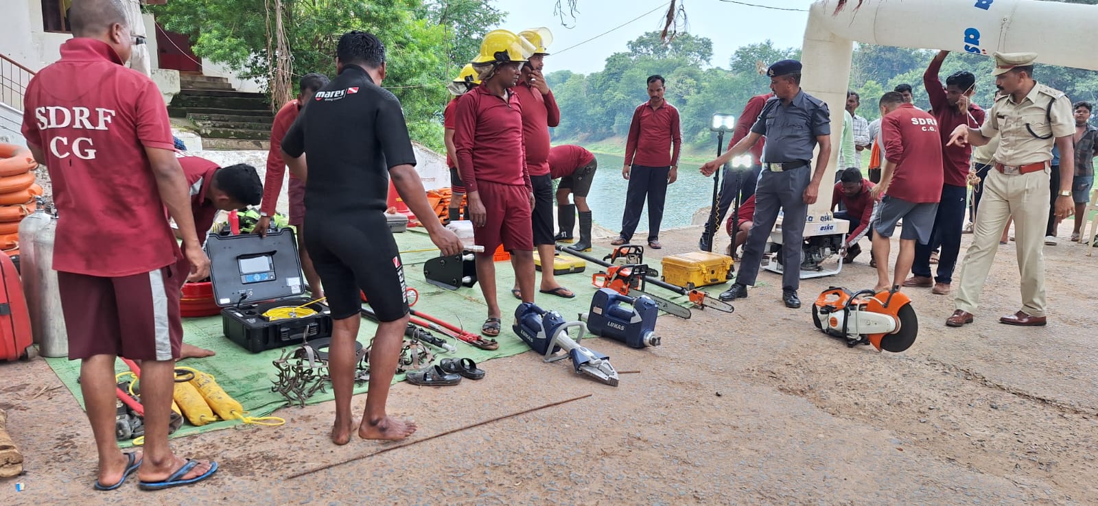 Bastar: मानसून में आपदा से निपटने के लिए SDRF तैयार, मॉक ड्रिल में डूबते 16 लोगों की बचाई जान